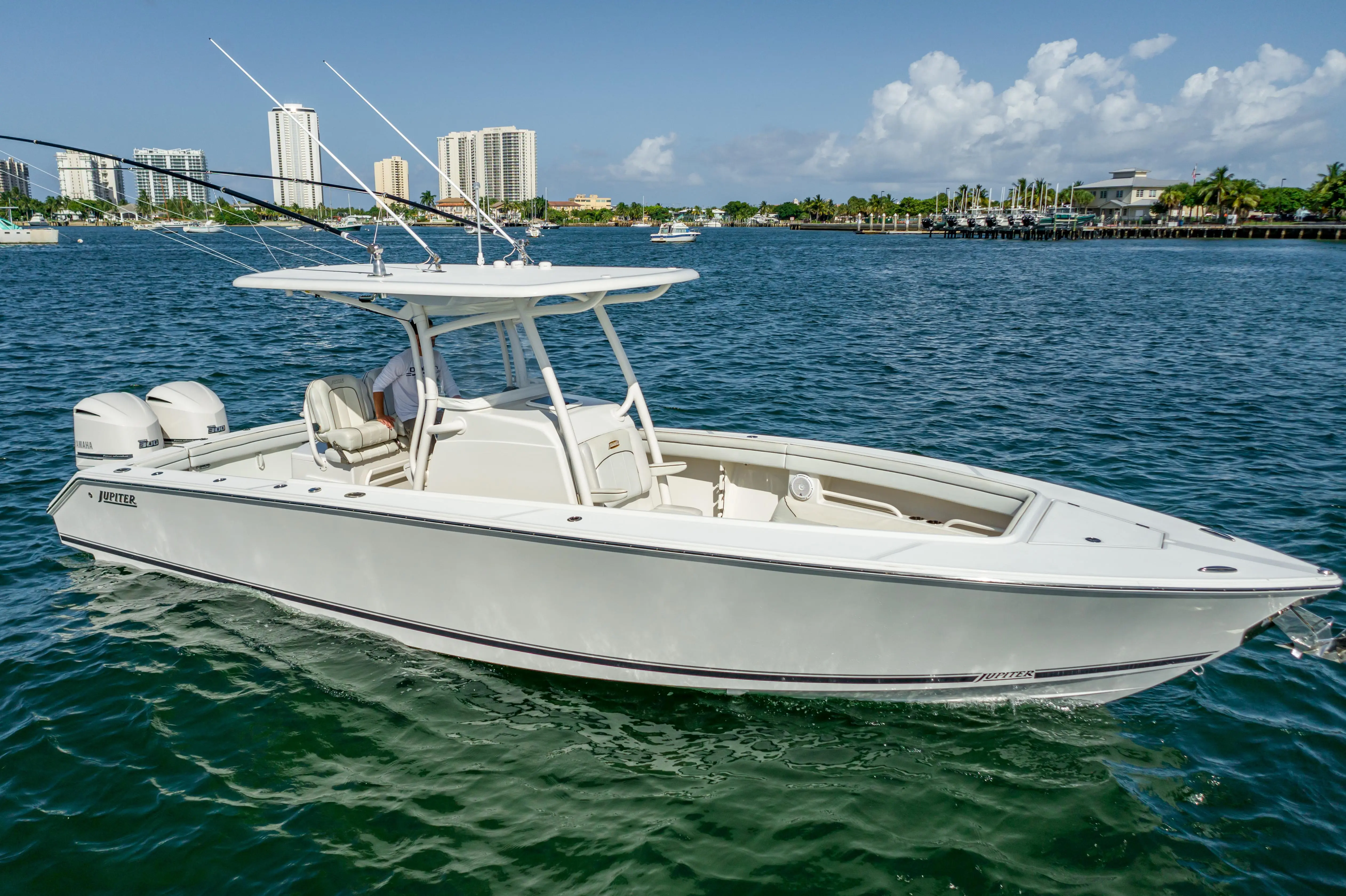 2014 Jupiter 30