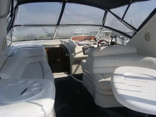 Sealine S 37 Sports Cruiser