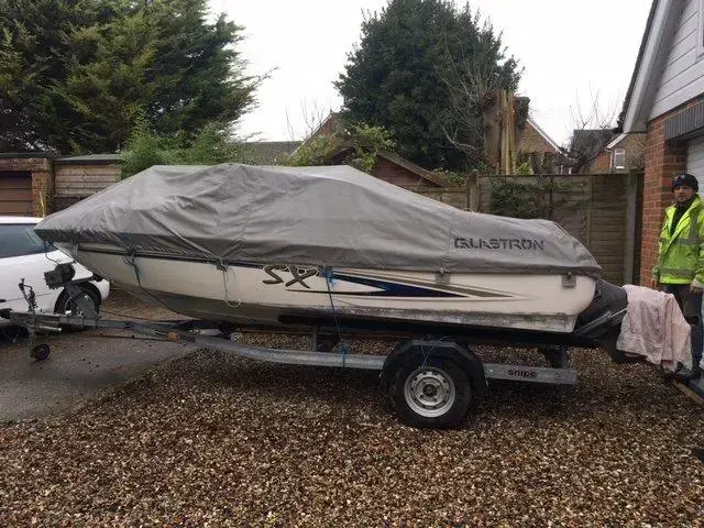 Glastron 17 SX (Bowrider)