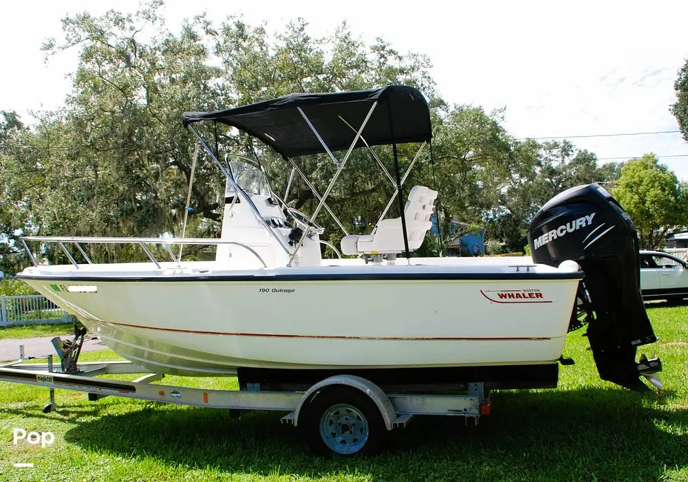 2008 Boston Whaler 190 outrage