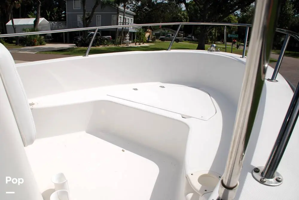 2008 Boston Whaler 190 outrage