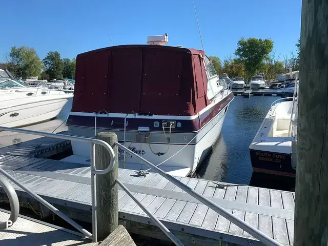 Cruisers Yachts 337 Esprit