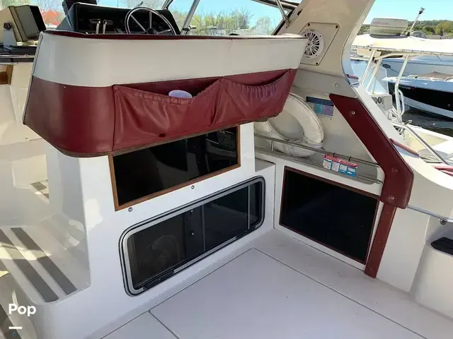 Cruisers Yachts 337 Esprit