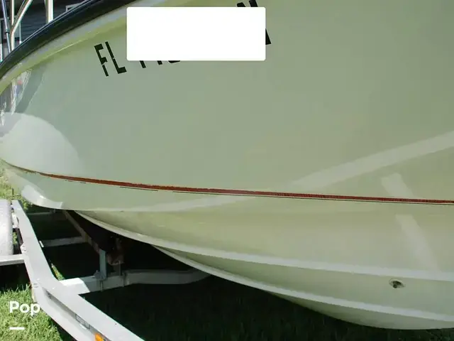 Boston Whaler 190 Outrage