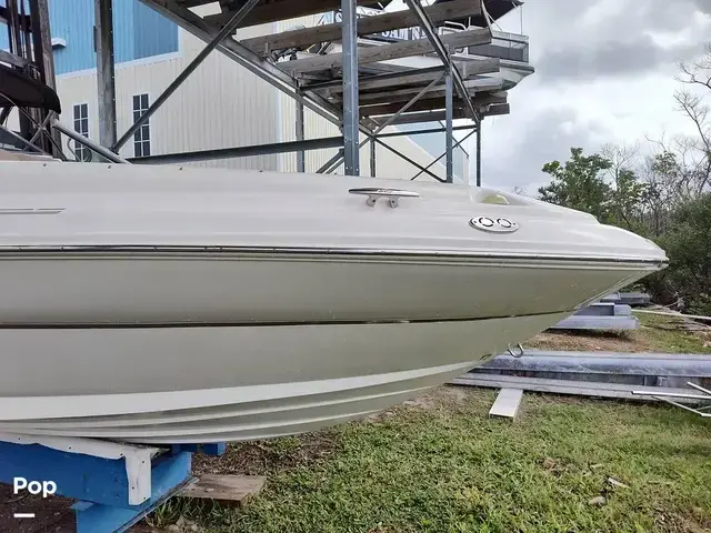 Sea Ray 270 Sundeck