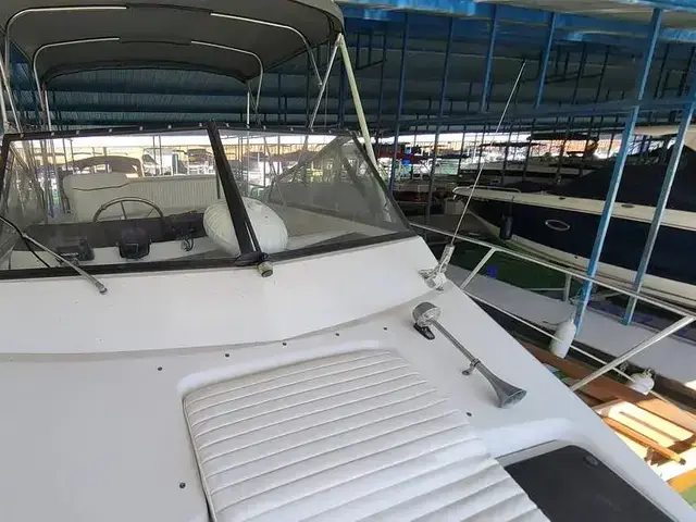 Carver 3297 Mariner