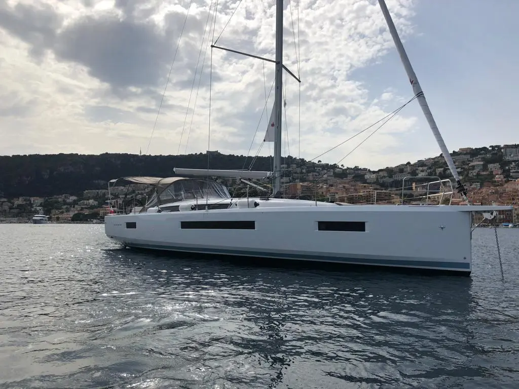 2019 Jeanneau sun odyssey 490