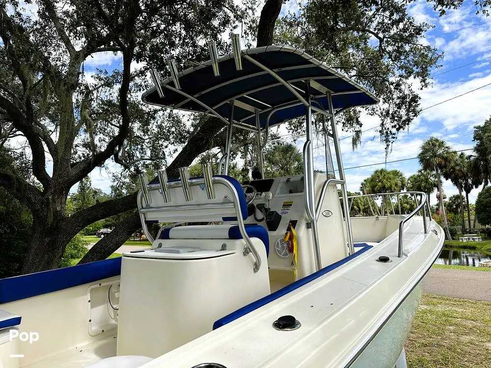 2014 Key Largo 210wi center console