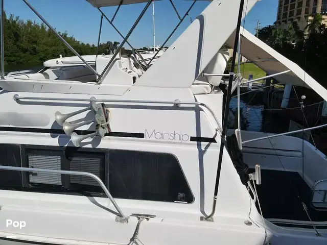 Mainship 31 Sedan Bridge