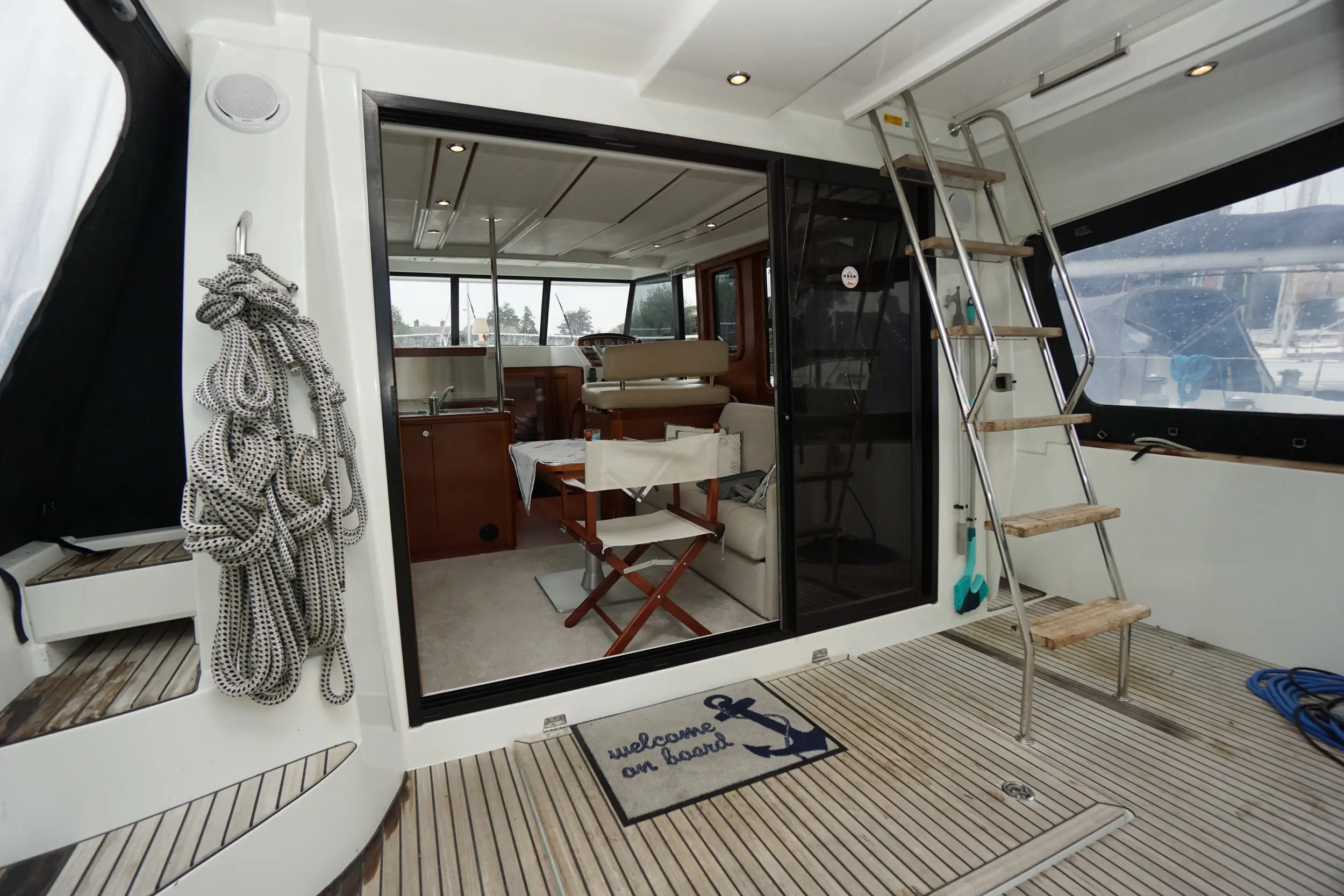 2012 Beneteau swift trawler 34 fly