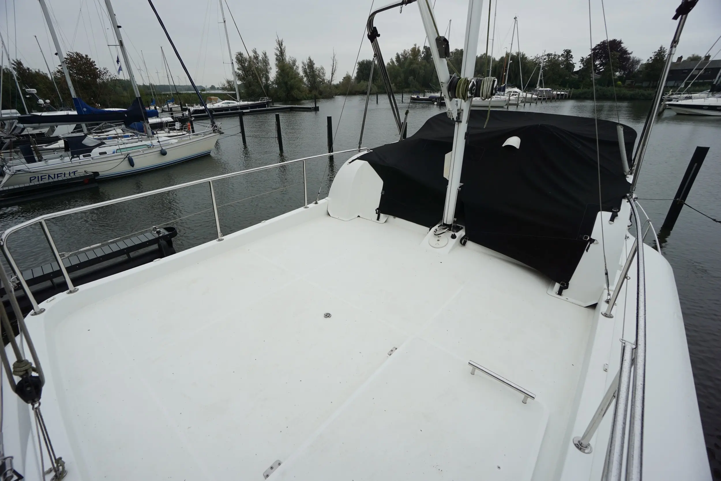 2012 Beneteau swift trawler 34 fly