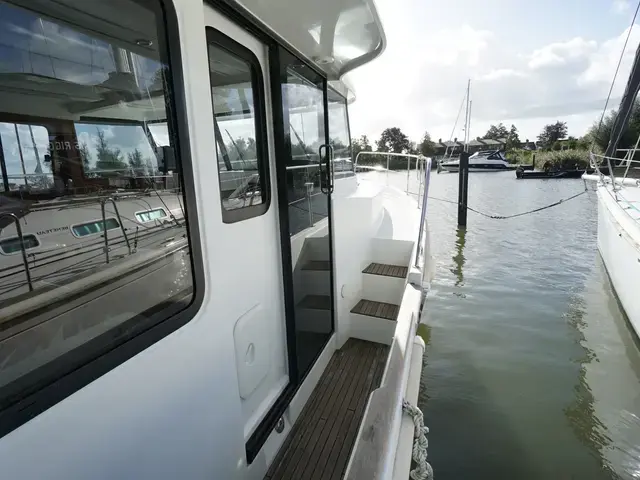 Beneteau Swift Trawler 34