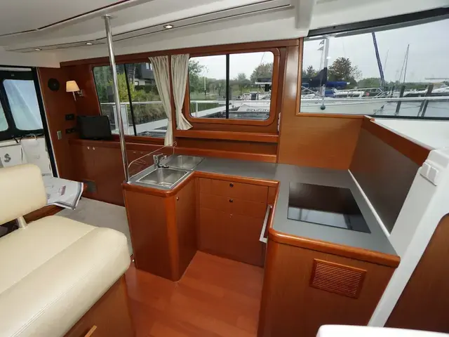 Beneteau Swift Trawler 34