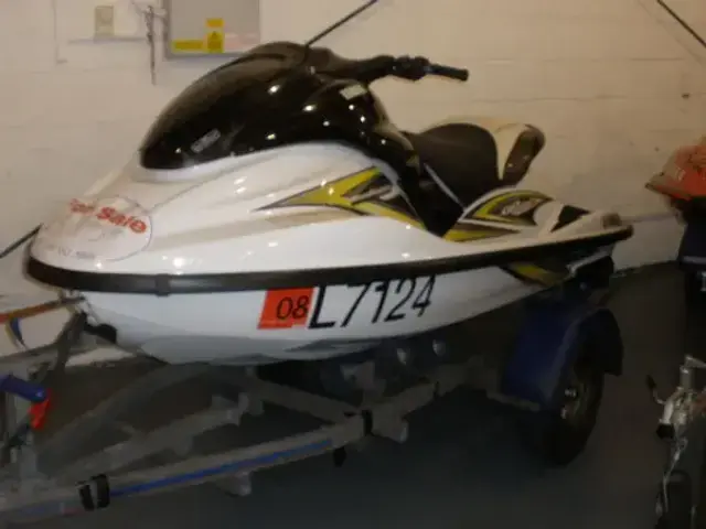 Yamaha GP1300r Waverunner