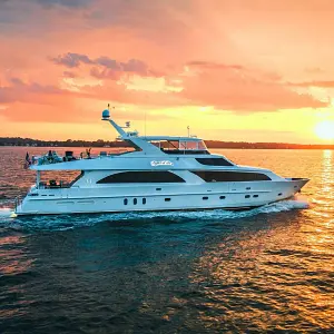 2010 Hargrave Custom Raised Pilothouse