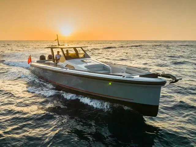 Chaser Yachts 54 Laguna