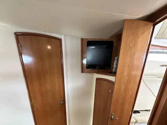 Carver 36 Aft Cabin Motoryacht