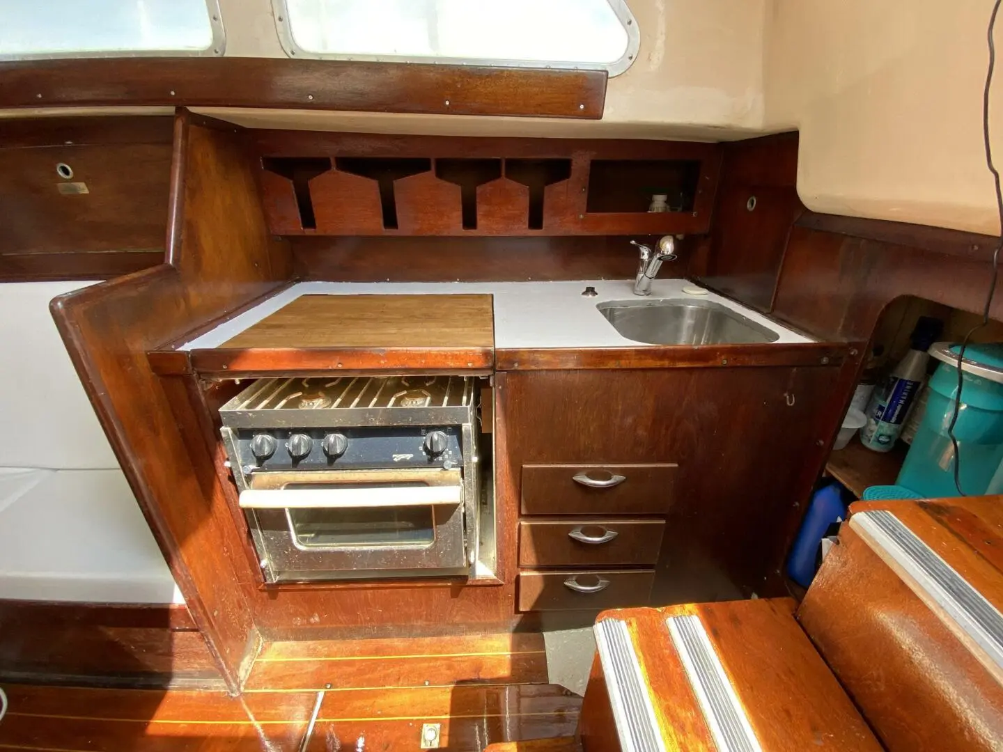 1970 Raider 35 sloop