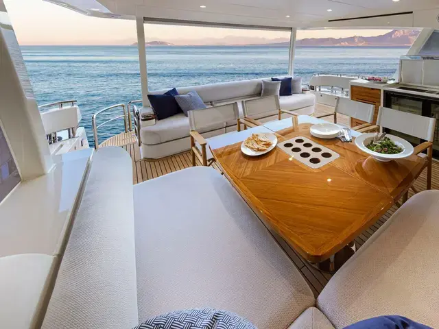 Riviera 78 Motor Yacht