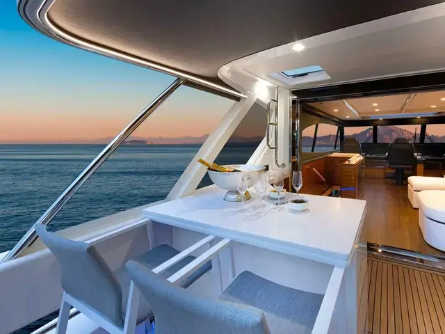 Riviera 78 Motor Yacht