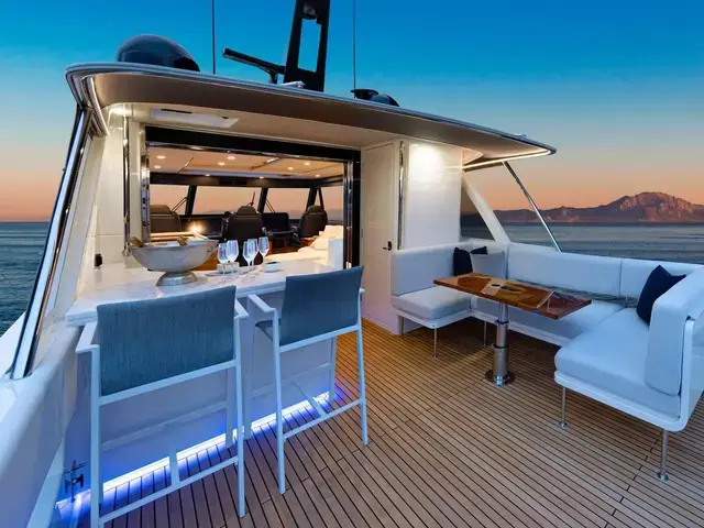 Riviera 78 Motor Yacht