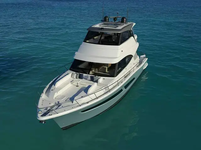 Riviera Sports Motor Yacht 58