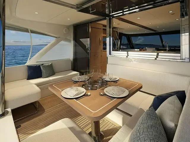 Riviera Sports Motor Yacht 58