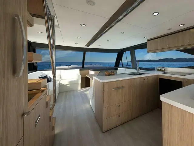 Riviera Sports Motor Yacht 58