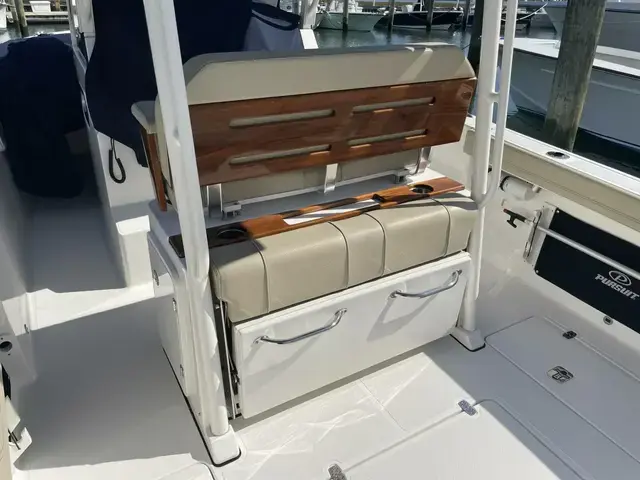 Pursuit 288 Sport