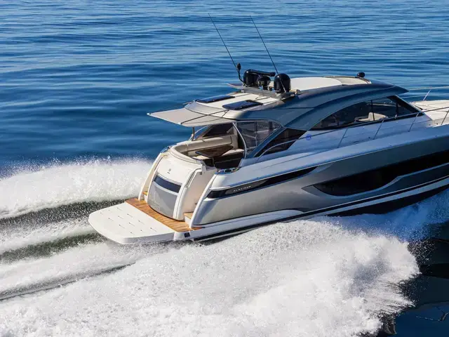 Riviera 4600 Sport Yacht Platinum Edition