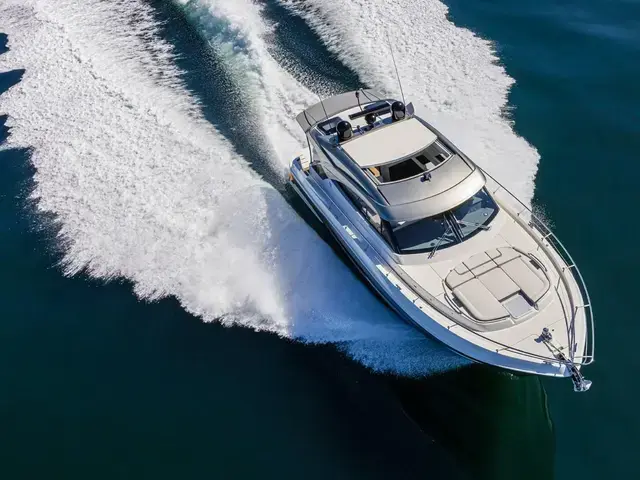 Riviera 4600 Sport Yacht Platinum Edition