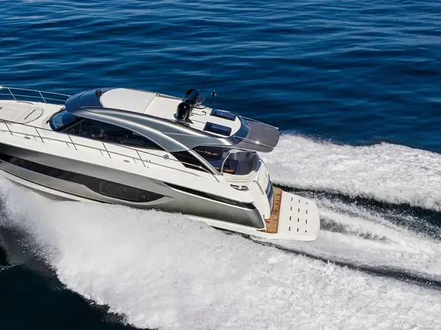 Riviera 4600 Sport Yacht Platinum Edition