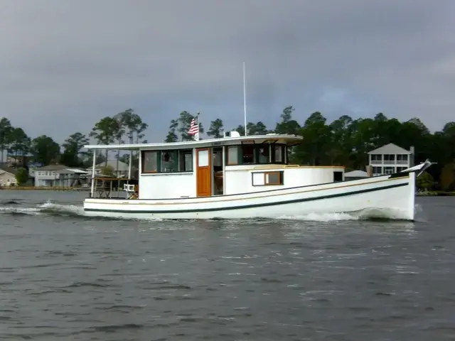 Custom Boats Trawler Biloxi Lugger