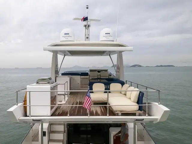 Azimut Flybridge