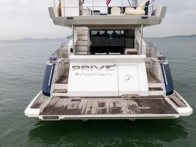 Azimut Flybridge