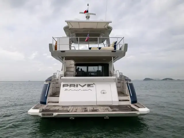 Azimut Flybridge