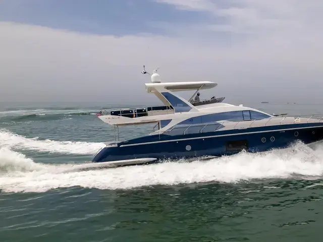 Azimut Flybridge