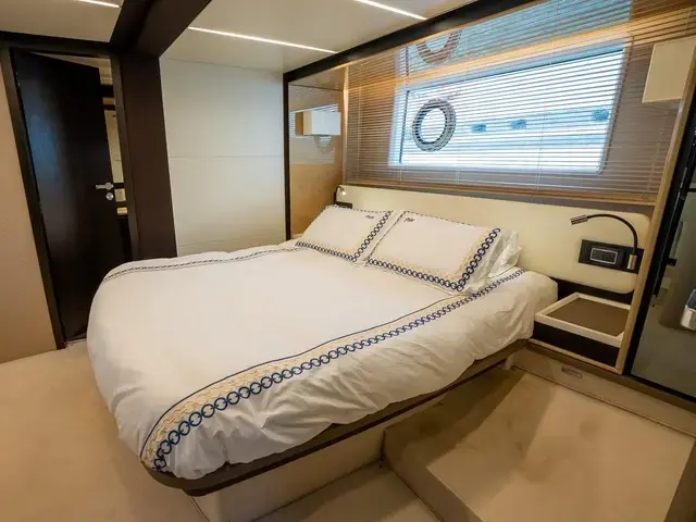 Azimut Flybridge