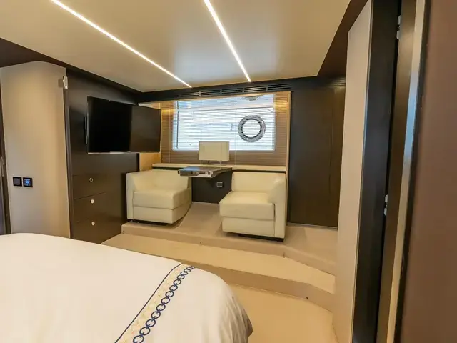 Azimut Flybridge