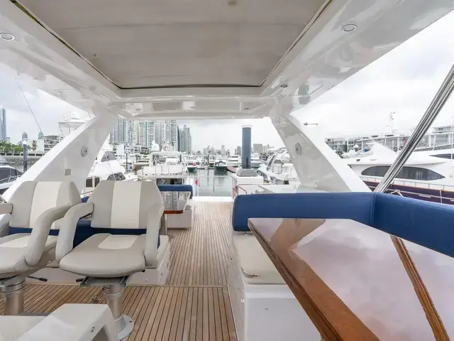 Azimut Flybridge