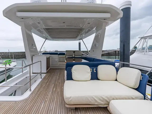 Azimut Flybridge