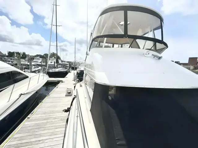 Silverton 42 Convertible