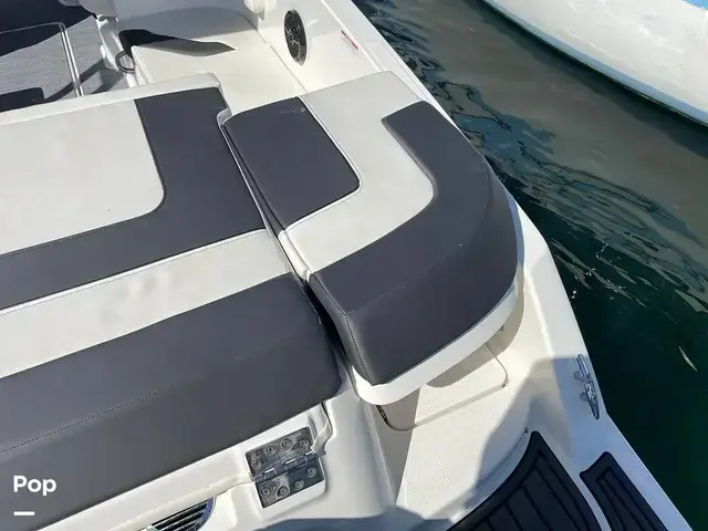 Bayliner Vr6