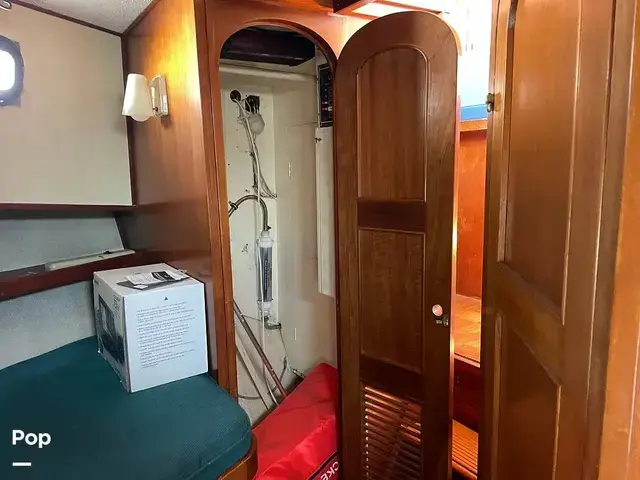 Trader 40 Double Cabin