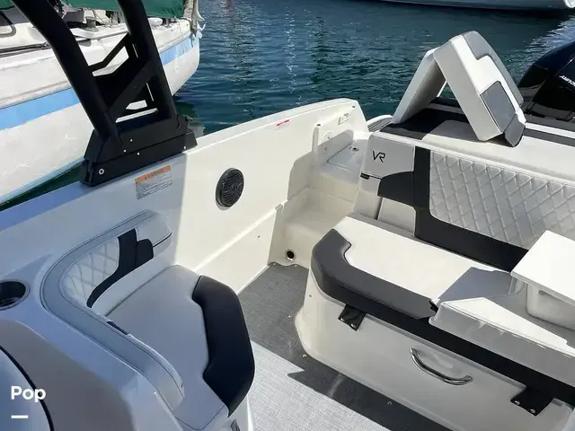 Bayliner Vr6