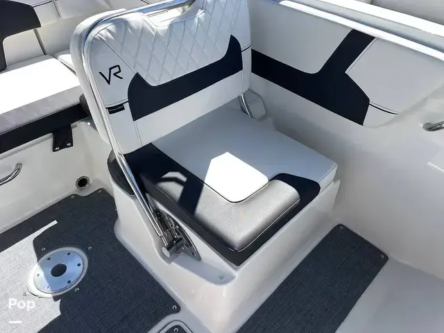 Bayliner Vr6