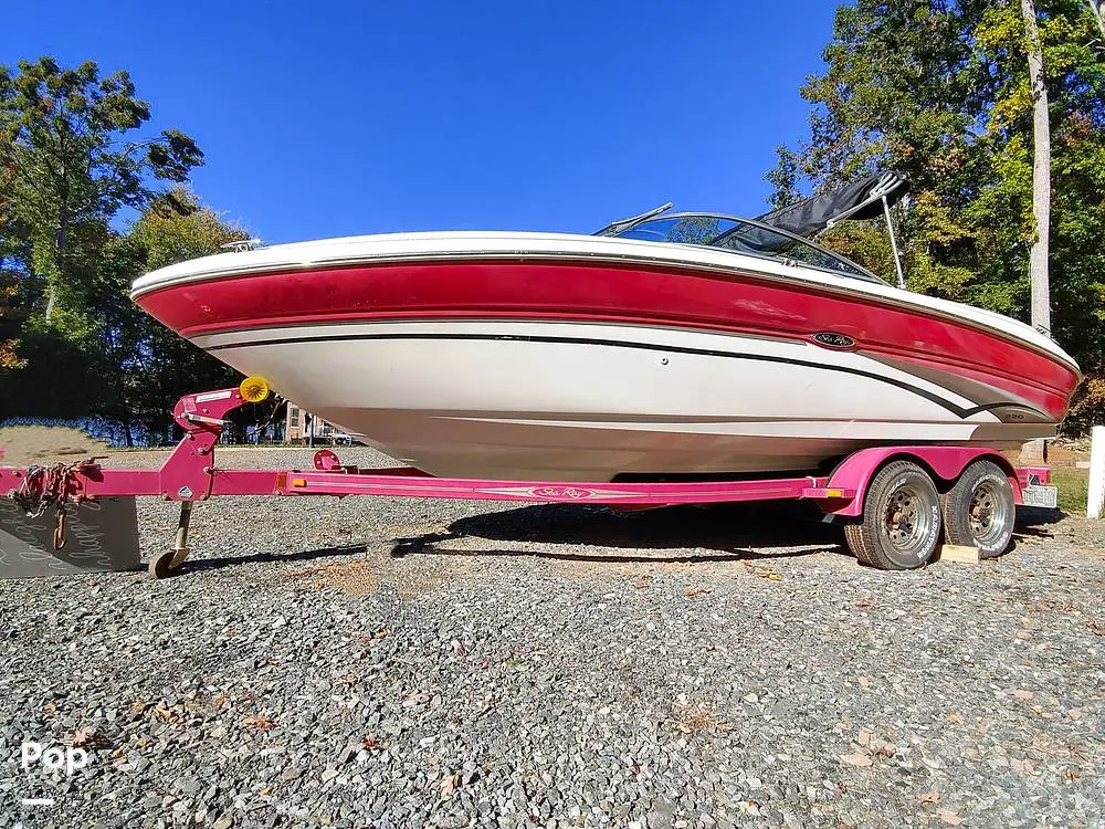 2003 Sea Ray 220