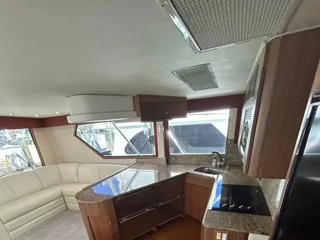 Hatteras 54 Convertible