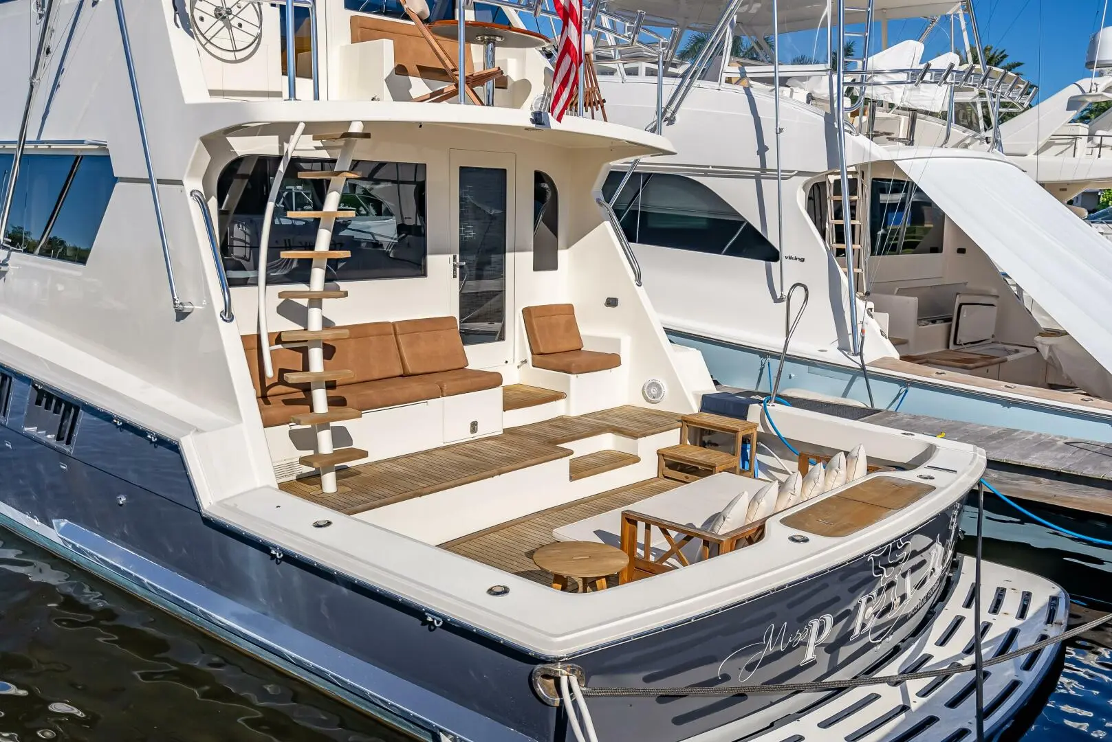 1989 Hatteras convertible