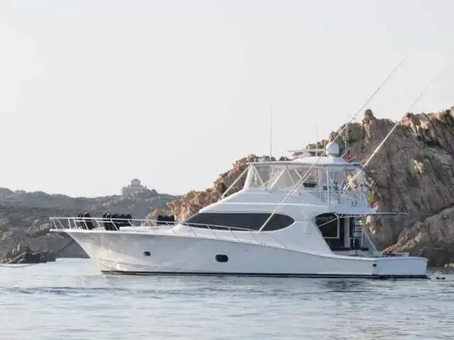 Hatteras 68 Convertible